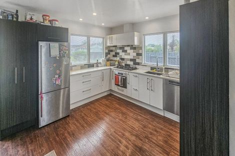 Photo of property in 33 Holyrood Street, Taradale, Napier, 4112