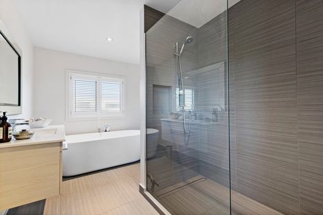 Photo of property in 2 Advance Terrace, Arrowtown, 9302