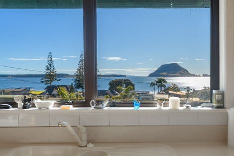 Photo of property in 10 Acklam Avenue, Otumoetai, Tauranga, 3110
