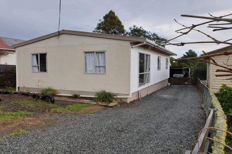 Photo of property in 76 George Street, Hikurangi, 0114