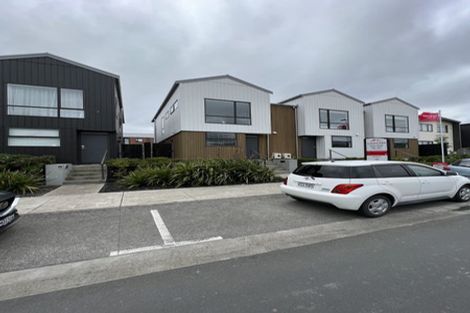 Photo of property in 10 Kapia Road, Westgate, Auckland, 0614
