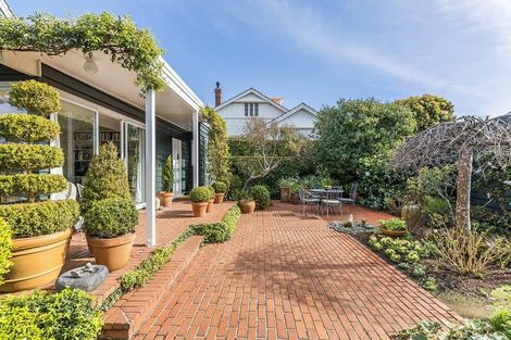 Photo of property in 30 Jubilee Road, Khandallah, Wellington, 6035