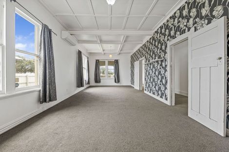 Photo of property in 278 South Road, Hawera, 4610