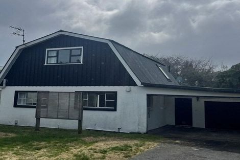 Photo of property in 5 Totara Terrace, Inglewood, 4330