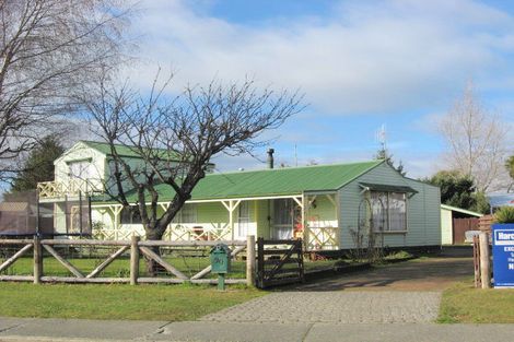 Photo of property in 90 Matai Street, Te Anau, 9600
