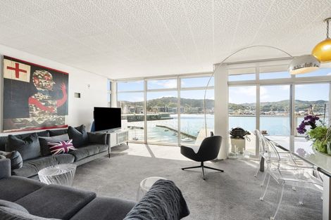 Photo of property in Dorchester Apartments, 144 Oriental Parade, Oriental Bay, Wellington, 6011