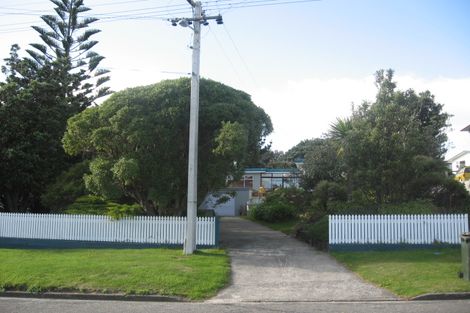 Photo of property in 36 Thornley Street, Titahi Bay, Porirua, 5022