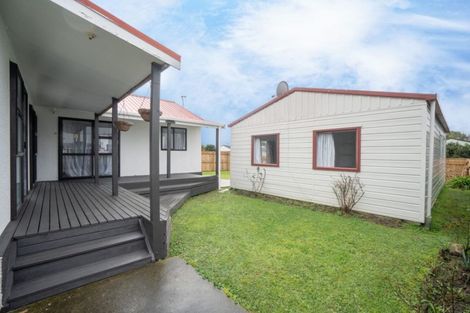 Photo of property in 26 Chatsworth Place, Highbury, Palmerston North, 4412