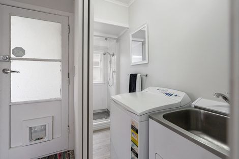 Photo of property in 43 Tararua Street, Pahiatua, 4910