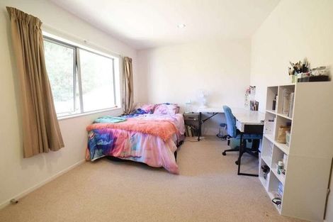 Photo of property in 98 Tiriwa Drive, Massey, Auckland, 0614