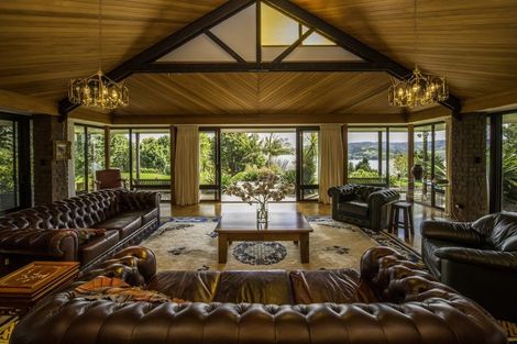 Photo of property in 105 Tahunatapu Road, Parua Bay, Whangarei, 0174