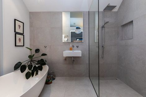 Photo of property in 24b Queens Avenue, Merivale, Christchurch, 8014