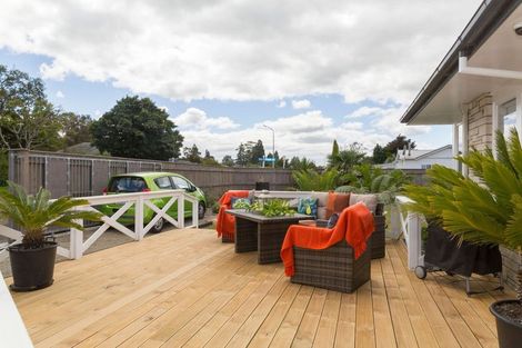 Photo of property in 10 Ranfurly Street, Dannevirke, 4930