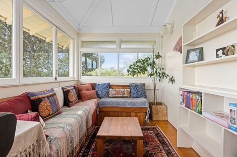 Photo of property in 11 Finnis Lane, Hospital Hill, Napier, 4110