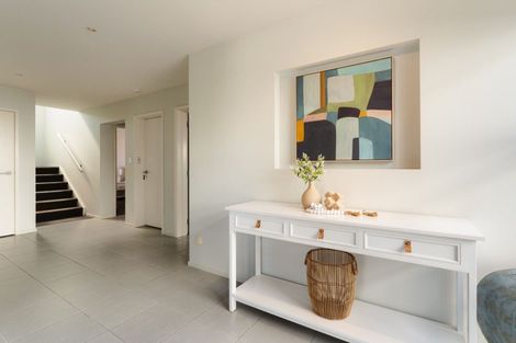 Photo of property in 6b Oceanview Road, Mount Maunganui, 3116