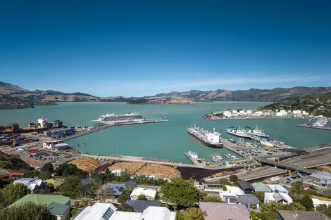 Photo of property in 2 Foster Terrace, Lyttelton, 8082