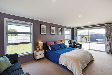 Photo of property in 98 Mount Taylor Drive, Feilding, 4775
