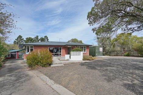 Photo of property in 3328 Christchurch Akaroa Road, Little River, 7591