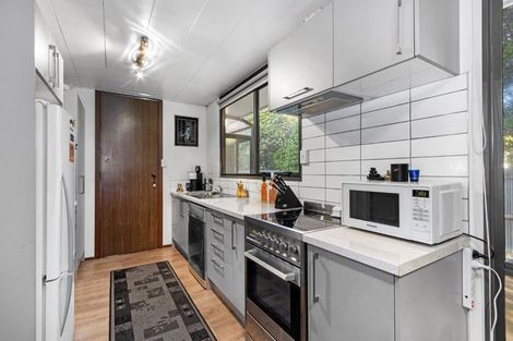 Photo of property in 18 Hersham Place, Bromley, Christchurch, 8062