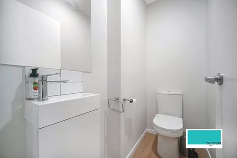 Photo of property in 147a Astley Avenue, New Lynn, Auckland, 0600