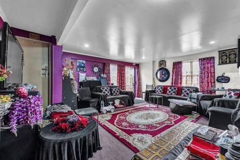 Photo of property in 31 Redwood Drive, Massey, Auckland, 0614