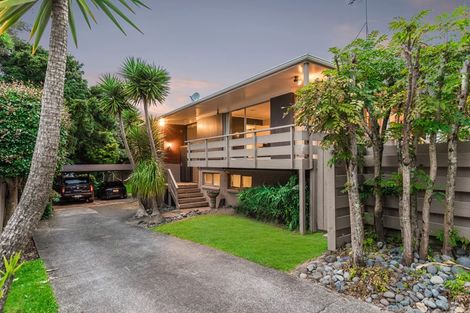 Photo of property in 7 Kahurangi Place, Hillpark, Auckland, 2102