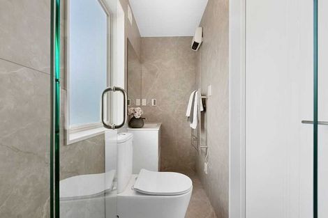 Photo of property in 6 Waihou Crescent, Albany Heights, Auckland, 0632