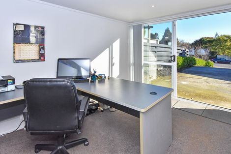 Photo of property in 6 Leatham Crescent, Opaheke, Papakura, 2113