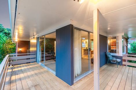 Photo of property in 7 Kahurangi Place, Hillpark, Auckland, 2102