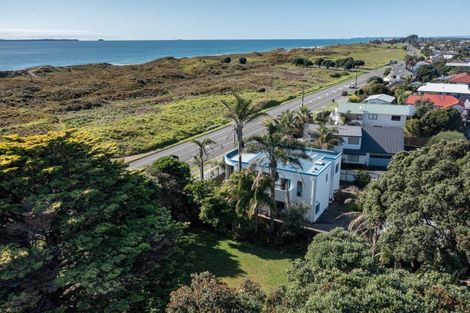 Photo of property in 336 Papamoa Beach Road, Papamoa Beach, Papamoa, 3118