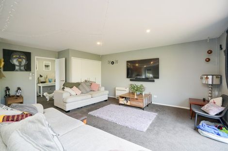 Photo of property in 19 Dallard Way, Waikiwi, Invercargill, 9810