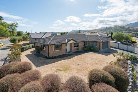 Photo of property in 1 Woodstock Place, Stoke, Nelson, 7011