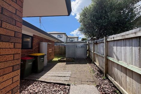 Photo of property in 2/27 Union Street, Papakura, 2110