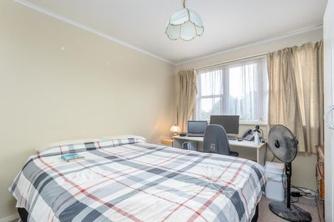 Photo of property in 29 Golf Road, New Lynn, Auckland, 0600