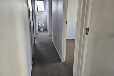 Photo of property in 372 Swanson Road, Ranui, Auckland, 0612