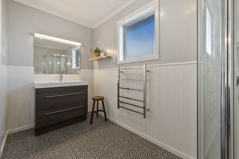 Photo of property in 114 Shields Street, Clyde, 9330