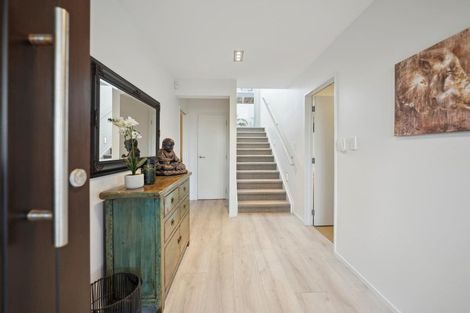 Photo of property in 12a Eastcliffe Road, Castor Bay, Auckland, 0620