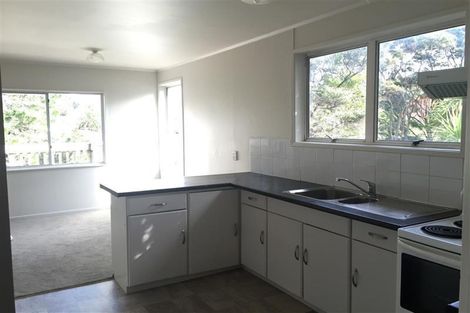Photo of property in 21 Cheval Drive, Totara Vale, Auckland, 0629