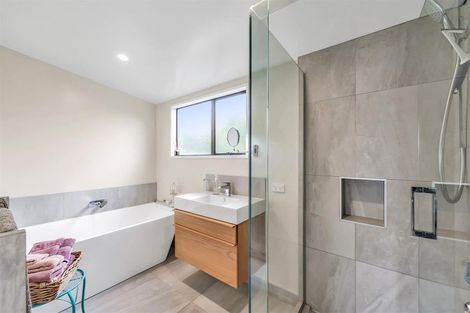 Photo of property in 34 Royleen Street, Casebrook, Christchurch, 8051