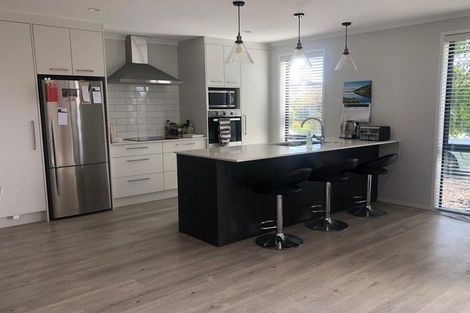 Photo of property in 5 Raynor Crescent, Pyes Pa, Tauranga, 3112