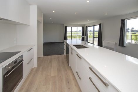 Photo of property in 8 Preferred Lane, Halswell, Christchurch, 8025