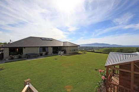 Photo of property in 117 Aston Road, Waikanae, 5391