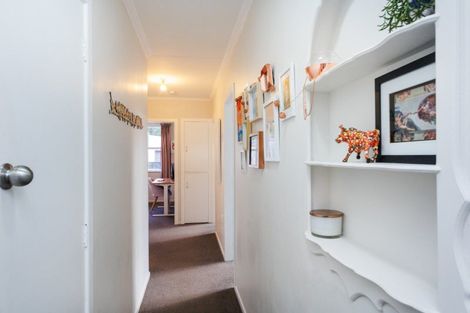 Photo of property in 47 Parkland Crescent, Terrace End, Palmerston North, 4410