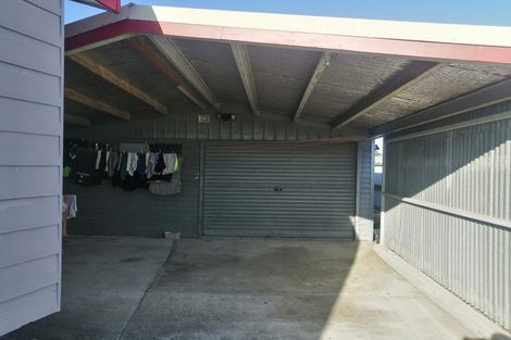 Photo of property in 21 Cargill Grove, Kelvin Grove, Palmerston North, 4414