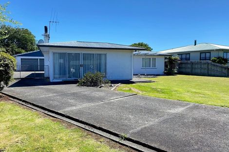 Photo of property in 44 Hospital Street, Dannevirke, 4930