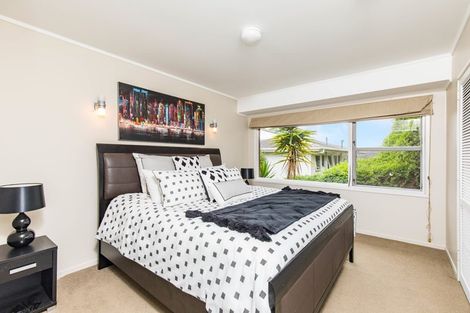 Photo of property in 7 Kahurangi Place, Hillpark, Auckland, 2102