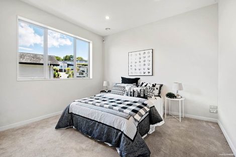 Photo of property in 29 Corricvale Way, Northcross, Auckland, 0630