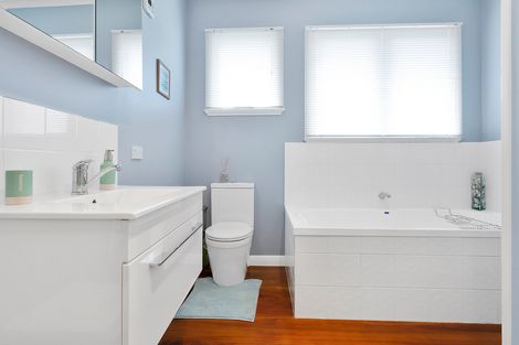 Photo of property in 168 Victoria Street, Cambridge, 3434