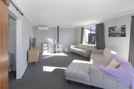 Photo of property in 108 Reynolds Avenue, Bishopdale, Christchurch, 8053