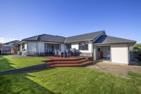 Photo of property in 14 Nelson Avenue, Aotea, Porirua, 5024